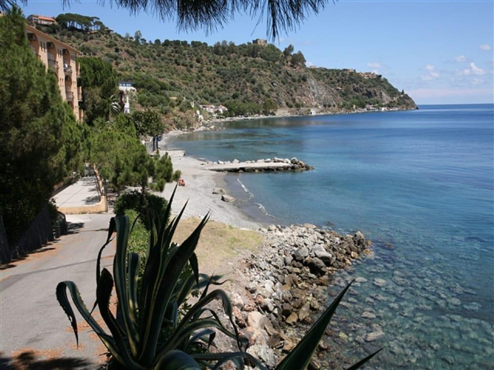 Hotel Riviera Lido Milazzo Exterior foto